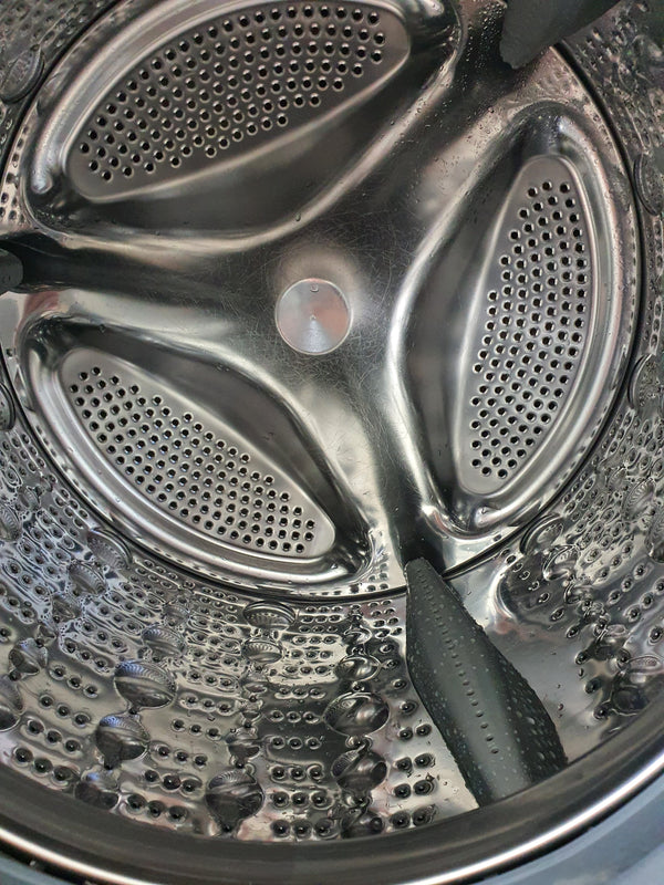 LG 7 kg front loader washing machine