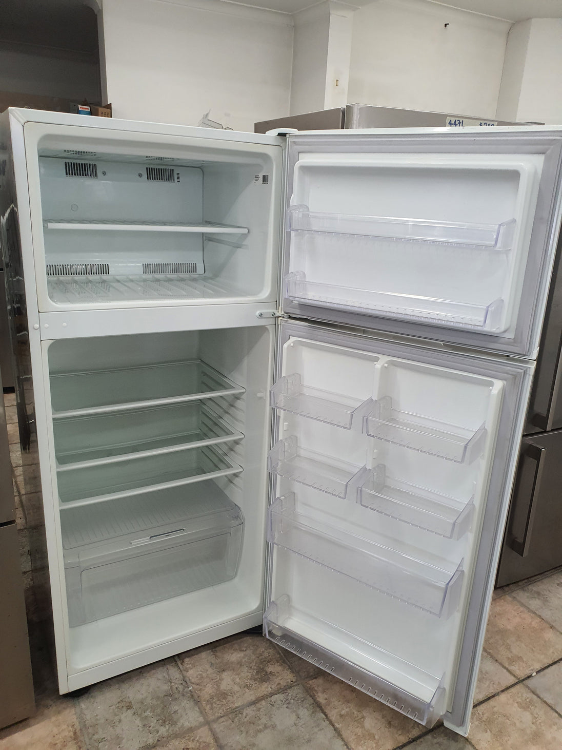 Kelvinator 420L Refrigerator