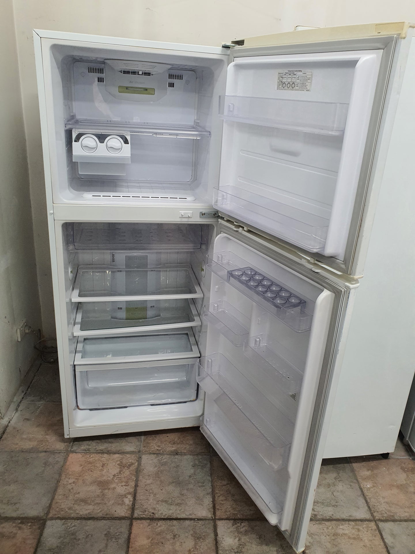 Samsung 367L Refrigerator