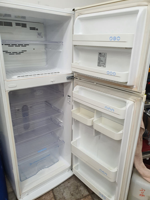 LG 303L fridge