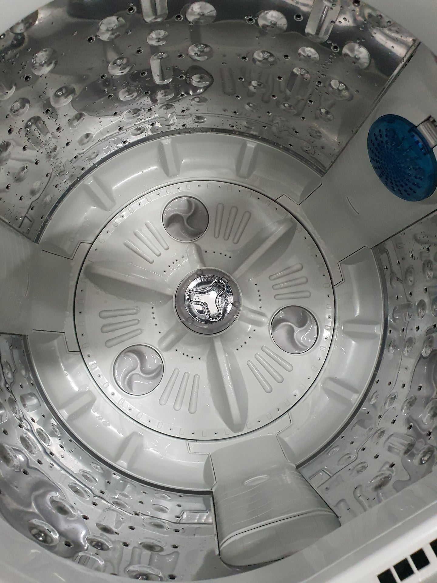 LG 6.5kg toploader washing machine Cheap World Online