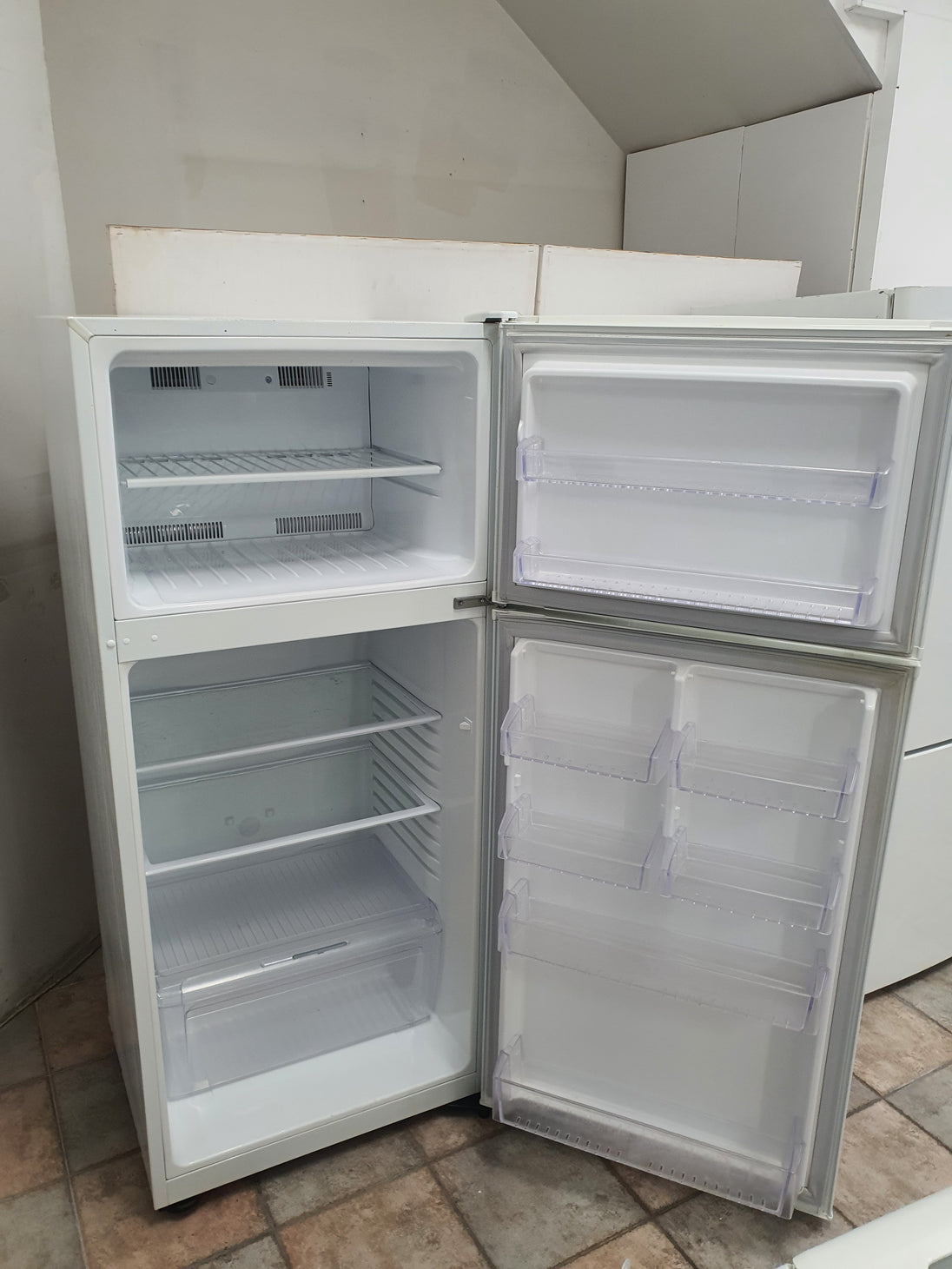 Kelvinator 420L Refrigerator Cheap World Online