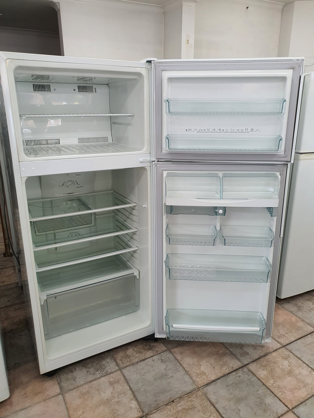 Westinghouse 420L Refrigerator Cheap World Online