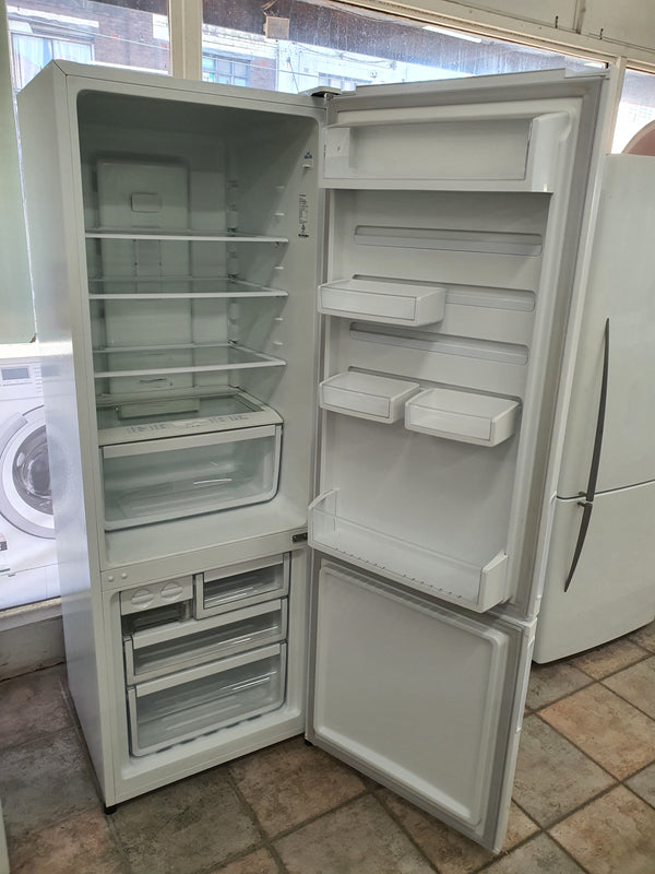 Westinghouse 370 l Refrigerator Cheap World Online