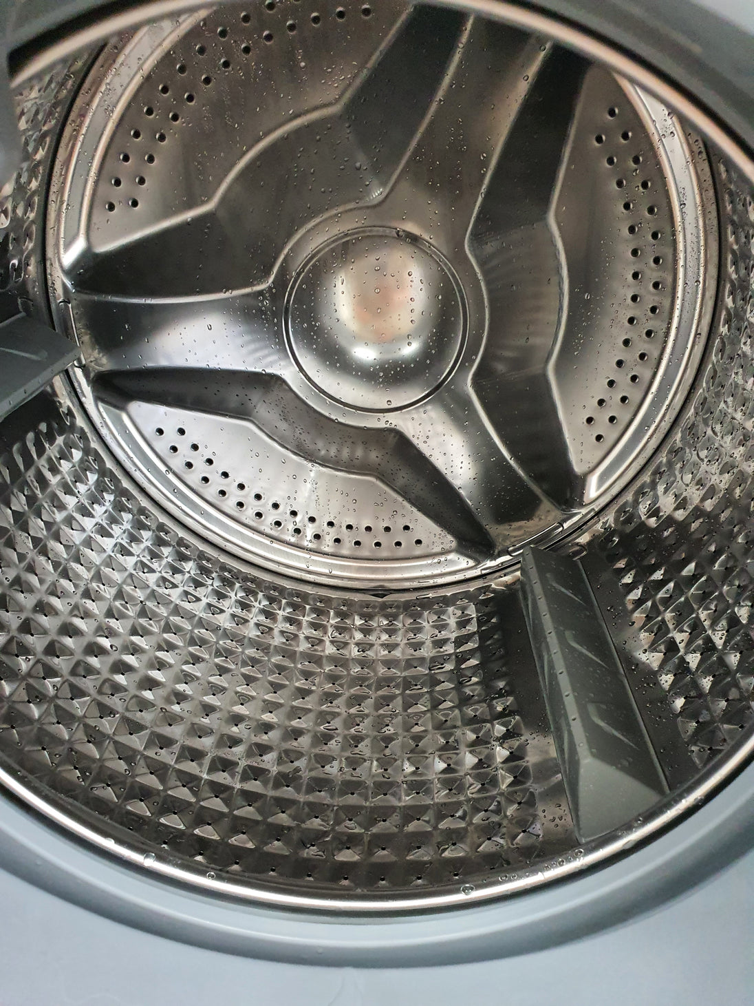 Samsung 7.5 kg front loader washing machine Cheap World Online
