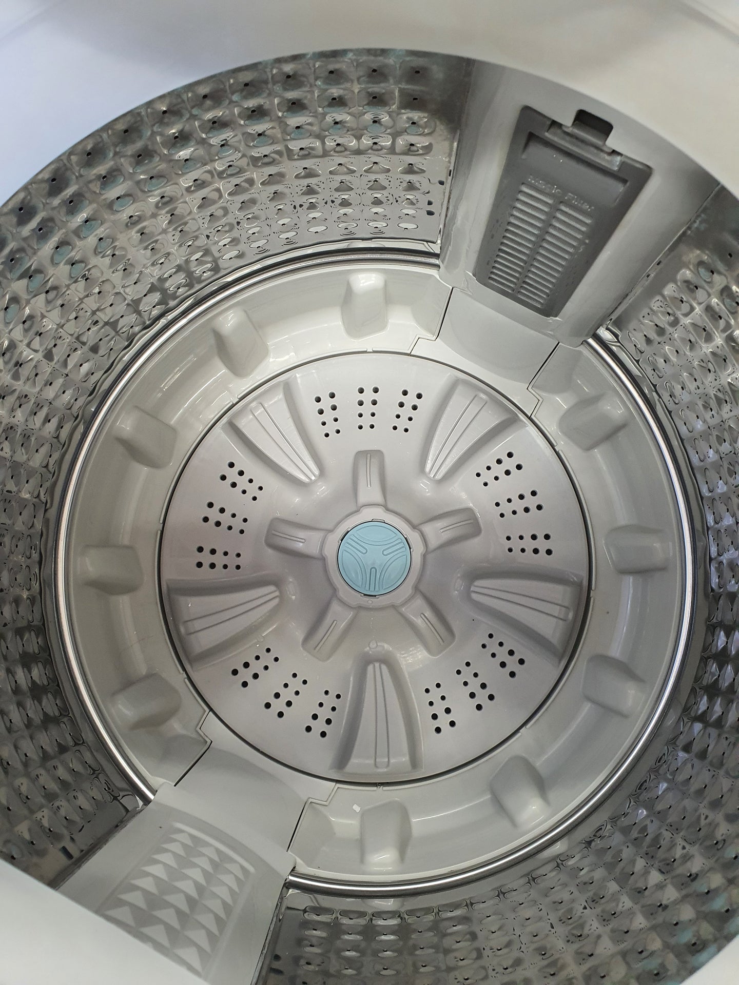 Samsung 5.5k Top loader washing machine Cheap World Online
