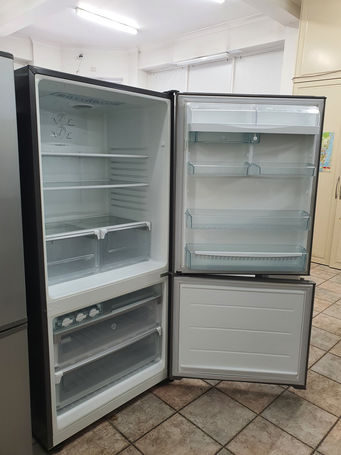 Westinghouse 510L refrigerator Cheap World Online