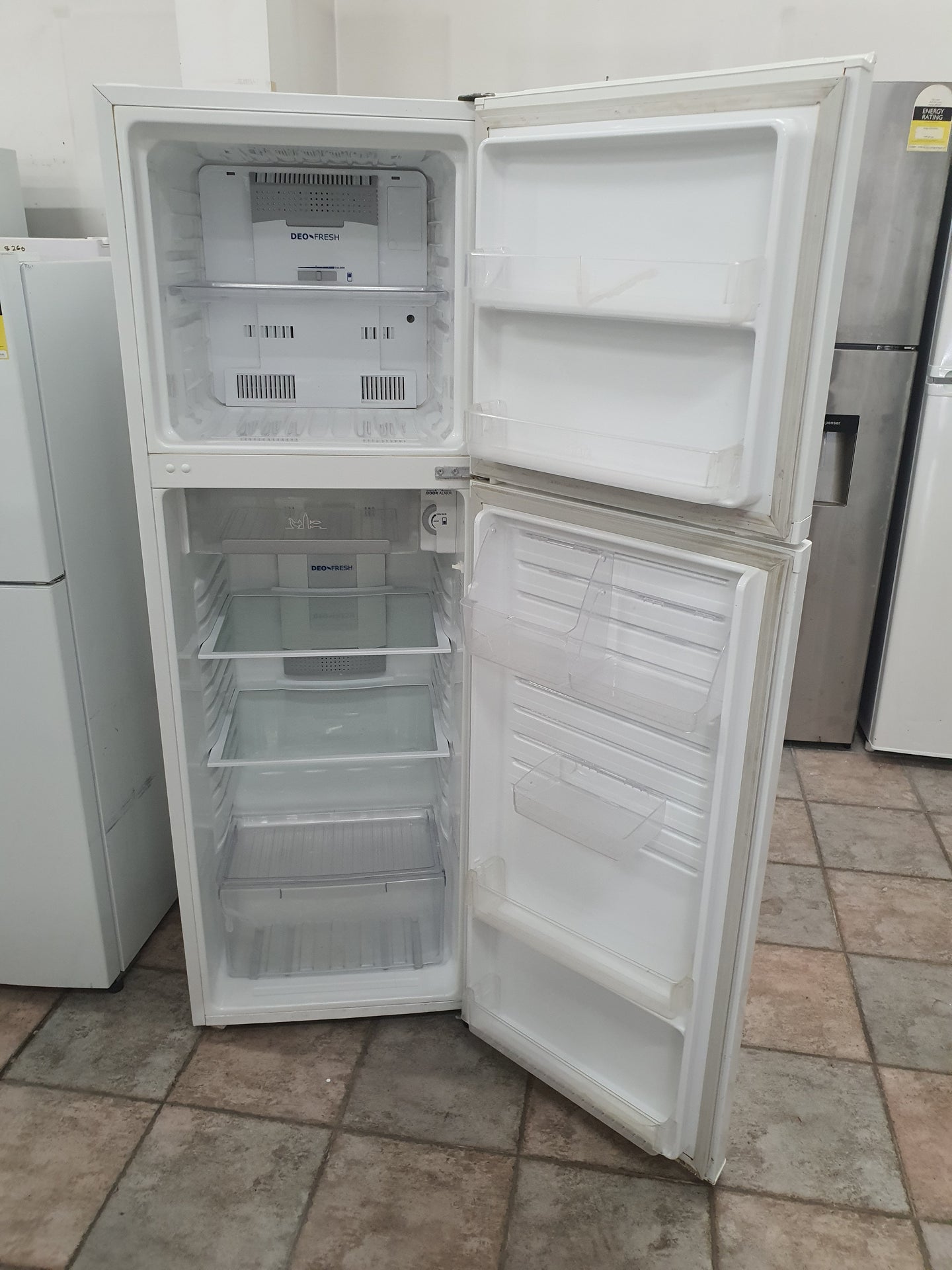 Westinghouse 280L Refrigerator Cheap World Online