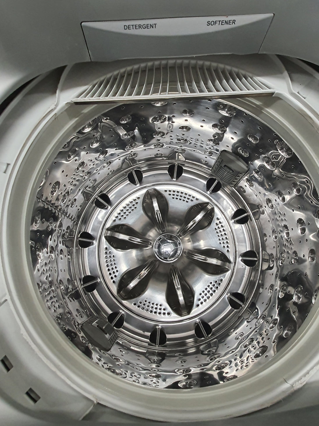 Lg 9.5kg toploader washing machine Cheap World Online