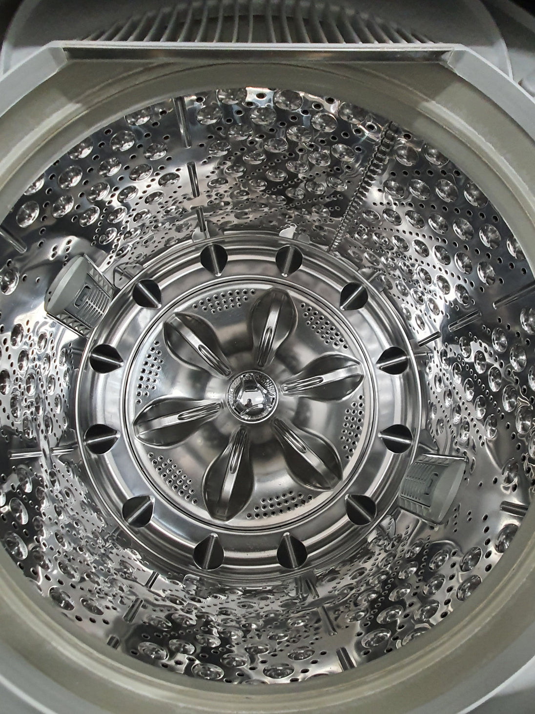 LG 7kg toploader washing machine Cheap World Online