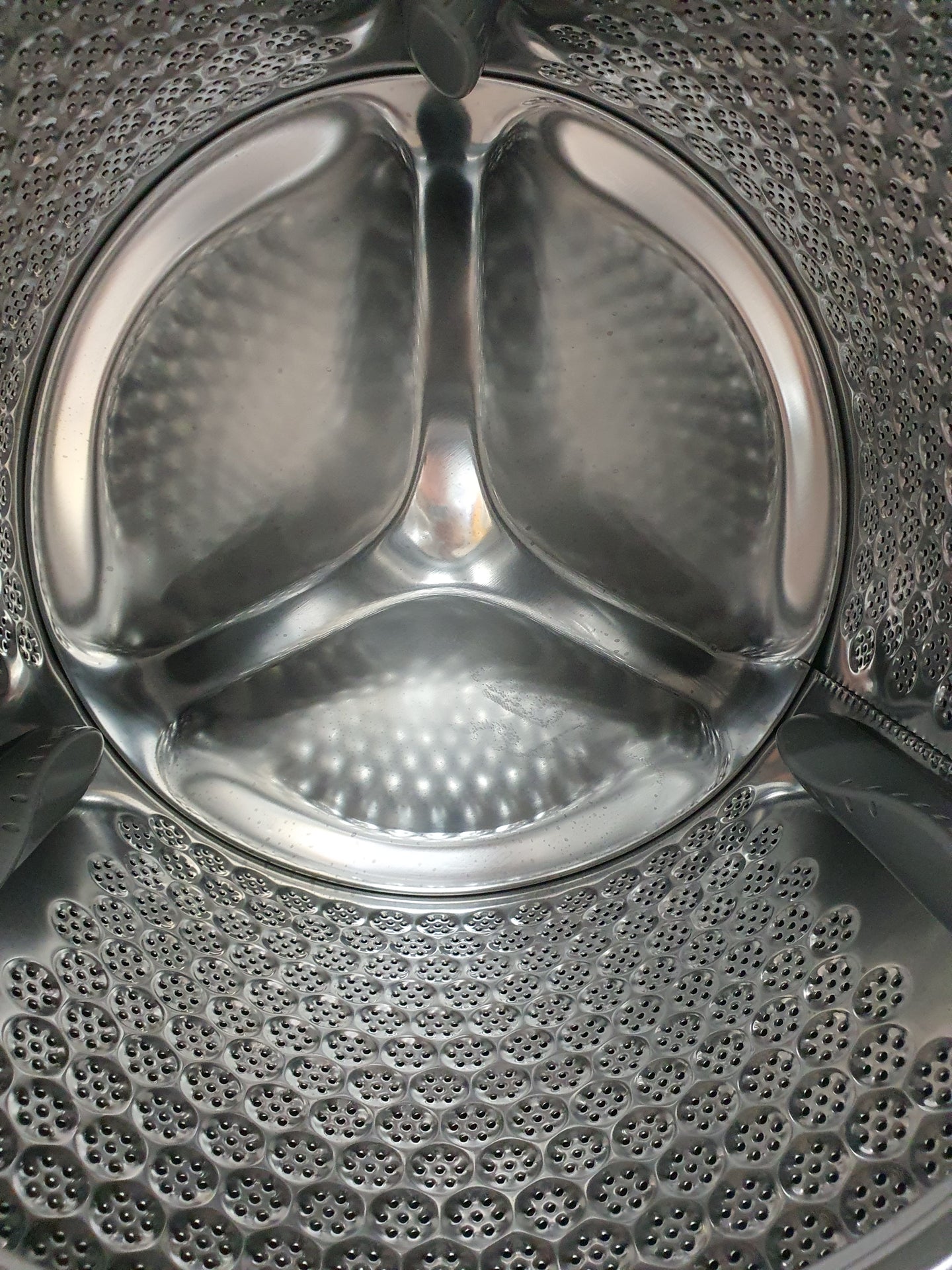 Electrolux 9kg front loader washing machine Cheap World Online