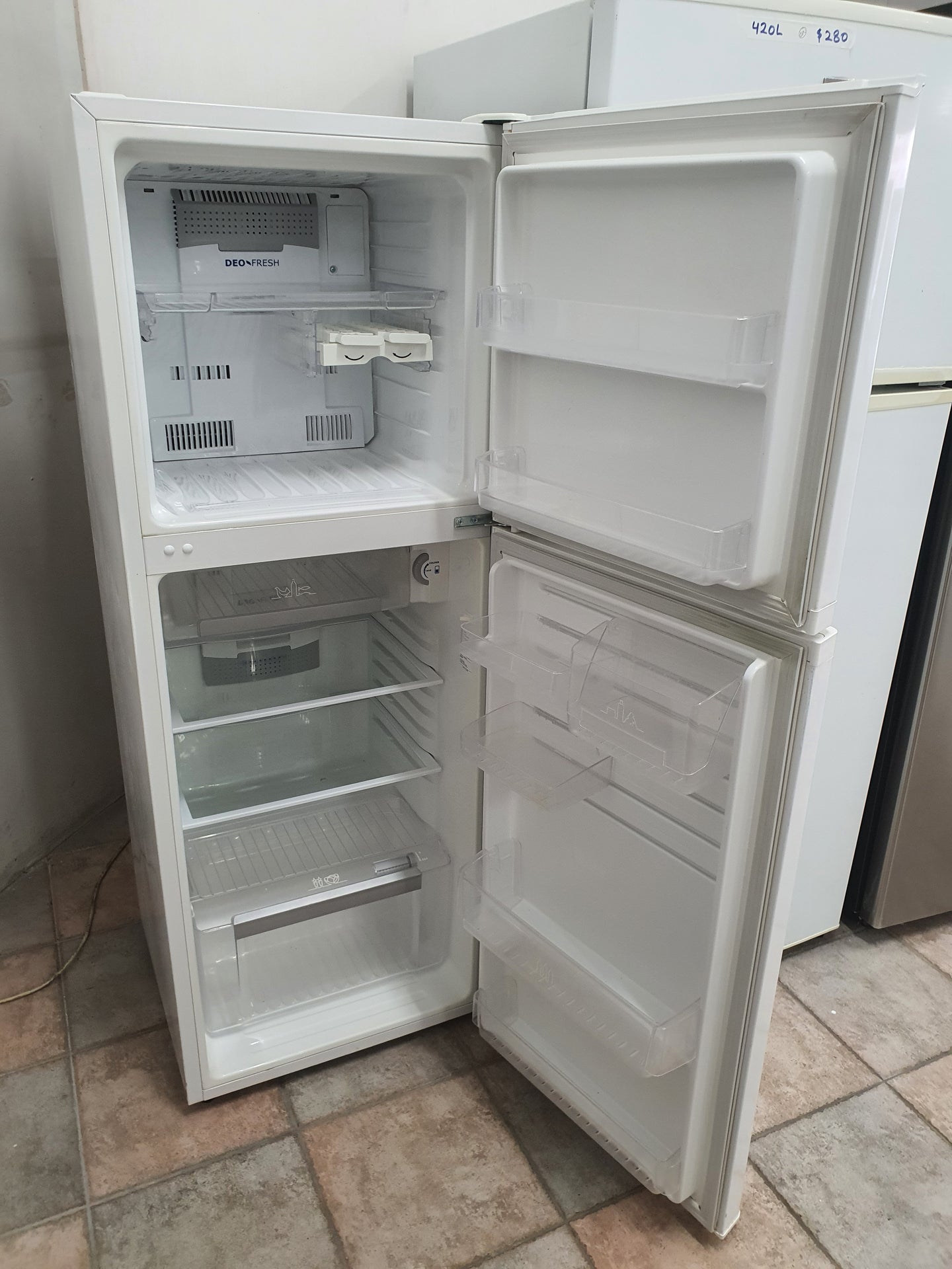 Westinghouse 250L Refrigerator Cheap World Online