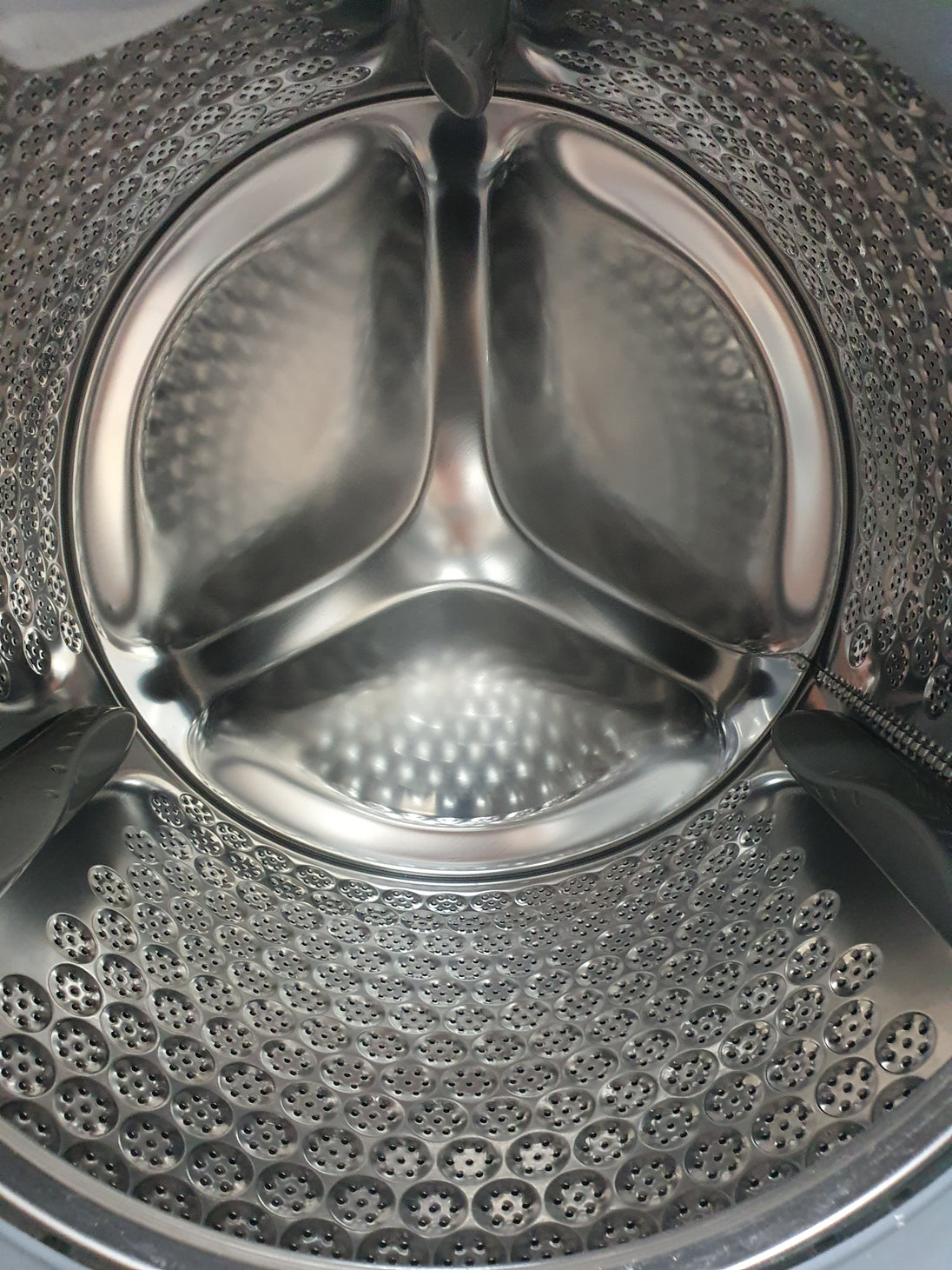 Electrolux 9kg front loader washing machine Cheap World Online