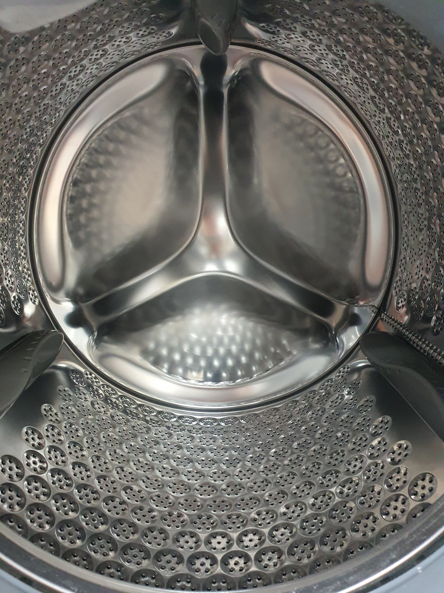 Electrolux 9kg front loader washing machine Cheap World Online