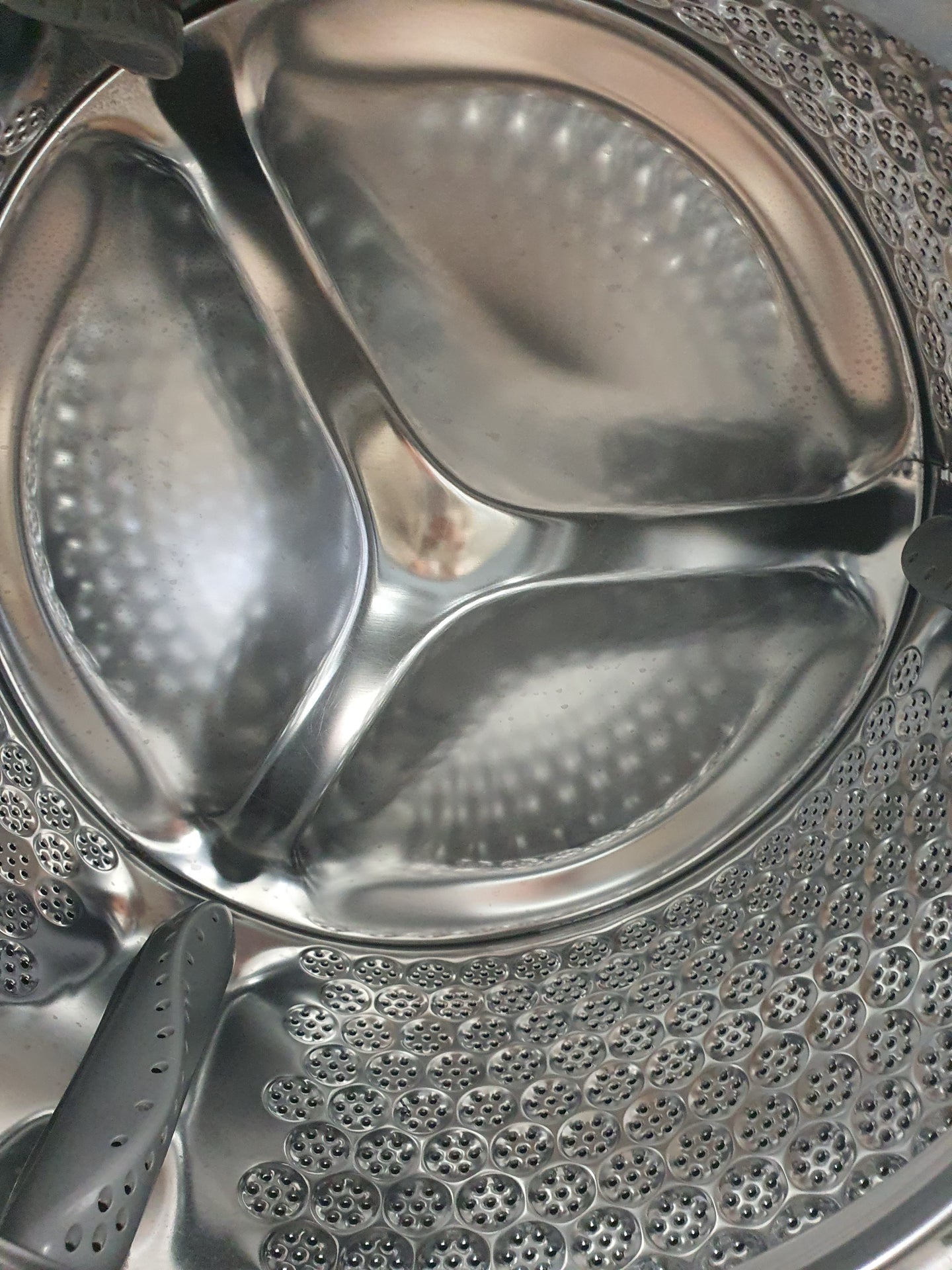 Electrolux 7.5kg front loader washing machine Cheap World Online