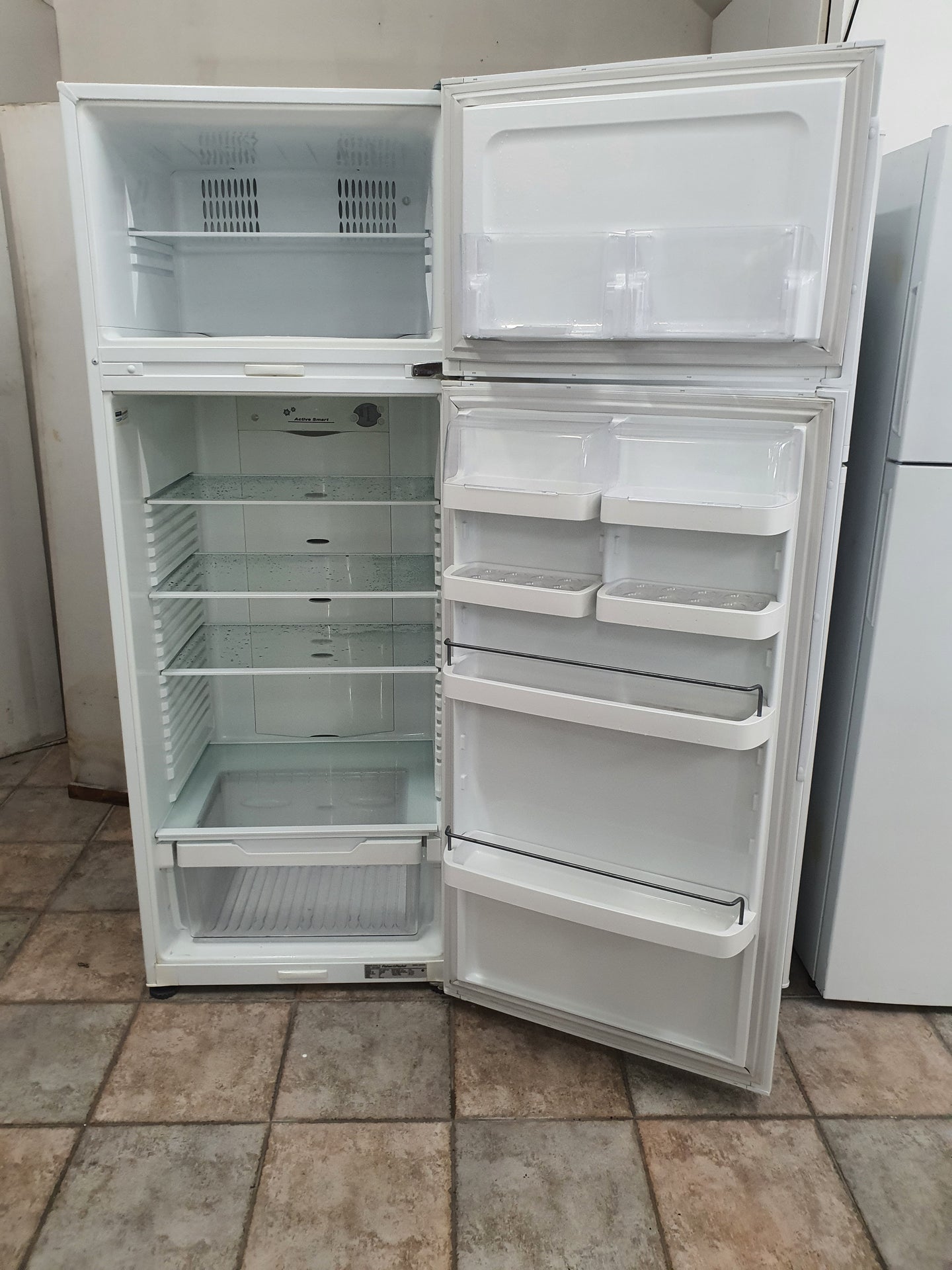 Fisher&Paykel 411 L Refrigerator Cheap World Online