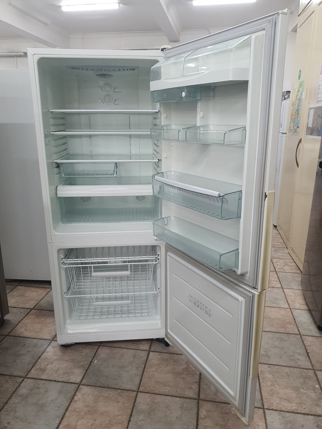 Westinghouse 430L Refrigerator Cheap World Online