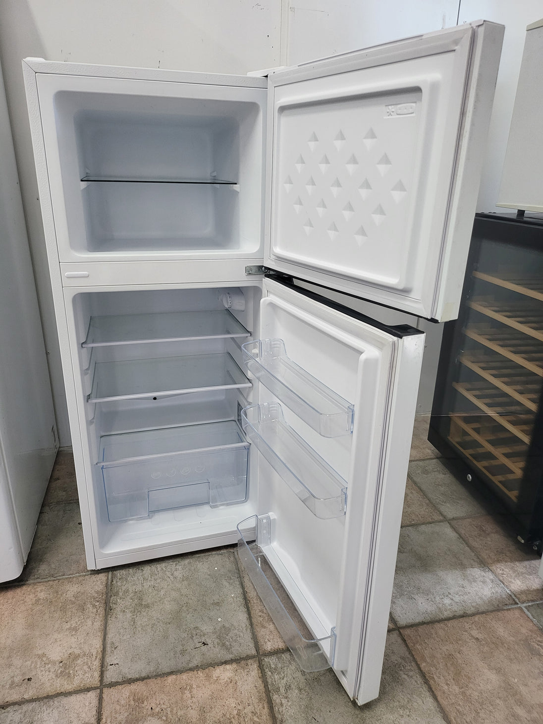 Chiq 118 L Refrigerator Cheap World Online