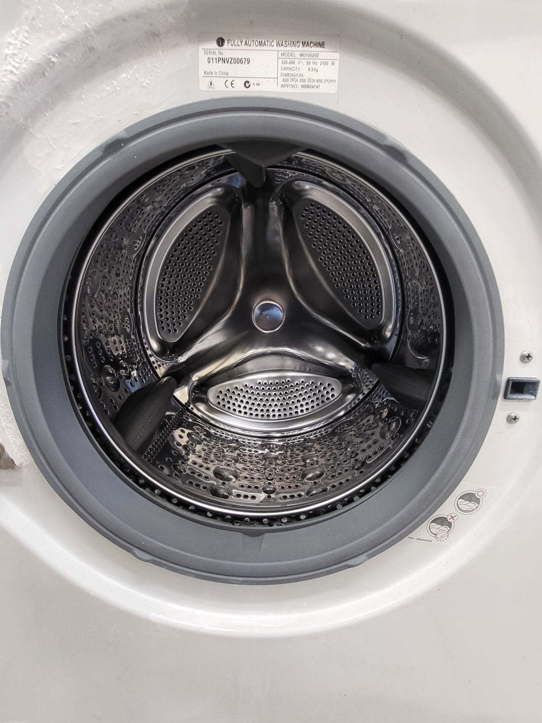 LG 6.5kg front loader washing machine_ Cheap World Online