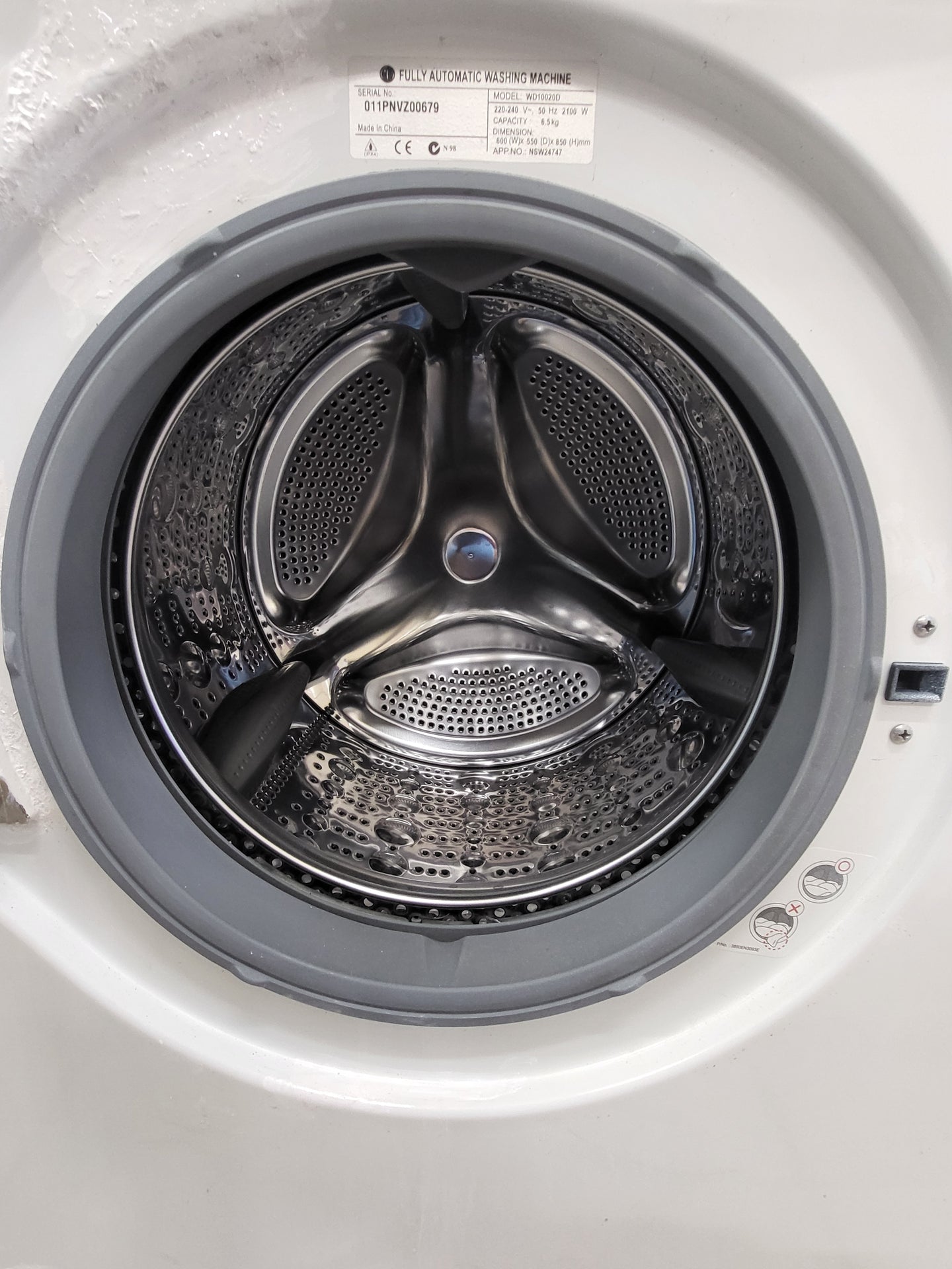 LG 6.5kg front loader washing machine_ Cheap World Online