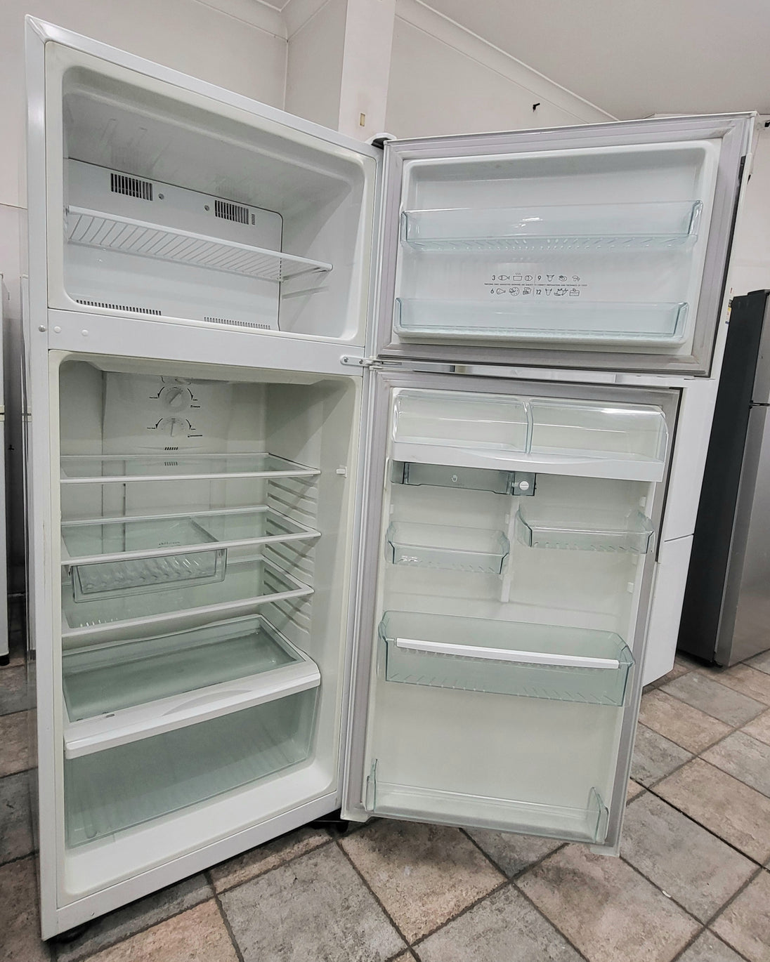 Westinghouse 390L Refrigerator Cheap World Online