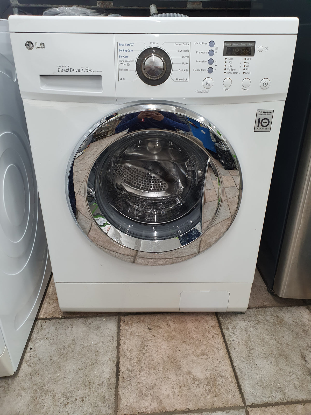 Lg 7.5 kg front loader washing machine Cheap World Online