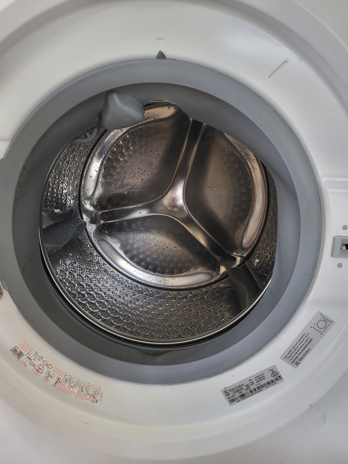 Electrolux 8.5 kg front loader washing machine Cheap World Online